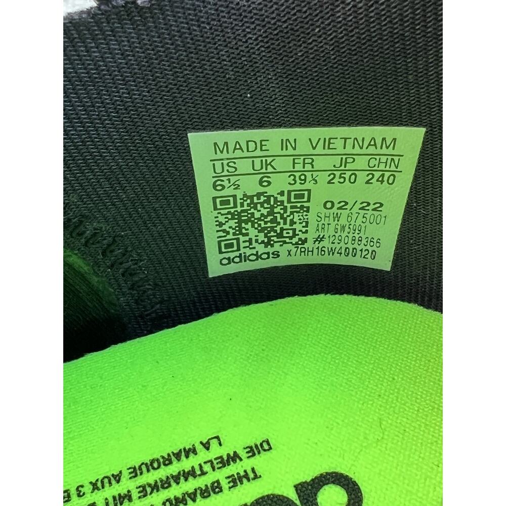 Adidas NMD V3 Low Top Black Running Shoes 6.5 Kids / 8 Women's US Size NEW - Picture 12 of 12